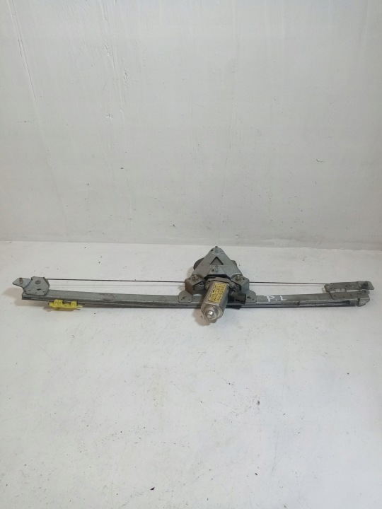 ELE mechanismus okna levý předek RENAULT TRAFIC 2 7700311820C