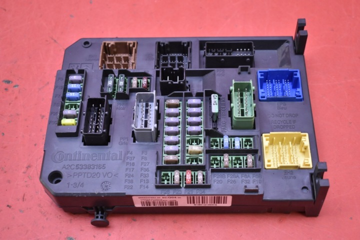 Kasten der Sicherungen BSI 966554758000 PEUGEOT 508 und 1.6 HDI 112 KM 10-14