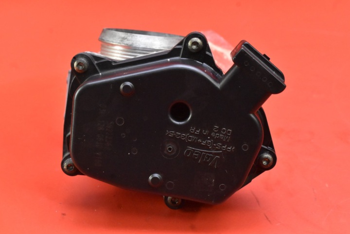 škrticí klapka 03L128063Q SKODA SUPERB 2 II 1.6 TDI 105 KM 08-13