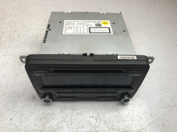 original RADIO CD PASSAT B7 1K0035186AP