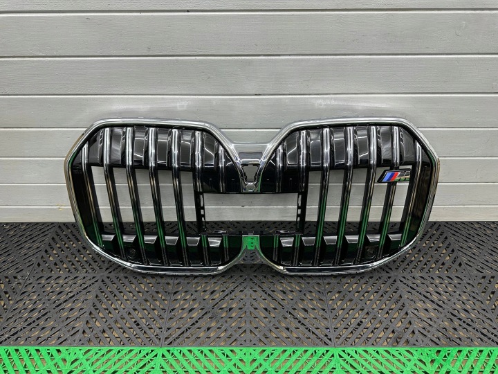 Grill des Kühlers (Grill) BMW 7 G70 5A187D9