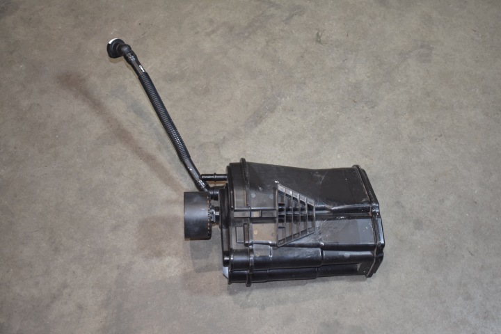 IDEALNY Szénszűrő MERCEDES W206 W214 W223 W236 X254 1