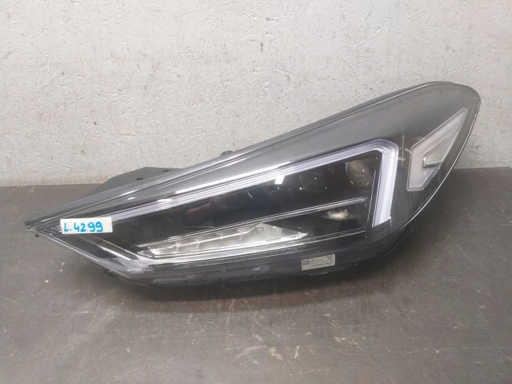 Licht vorne links HYUNDAI TUCSON III 3 LIFT FULL LED 18- D7921-22C10