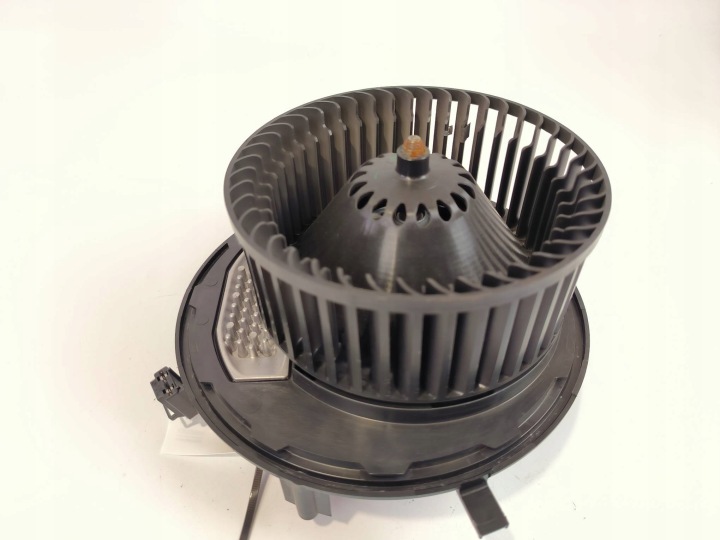 fan cab 5WB819021 VOLKSWAGEN PASSAT B8 LIFT