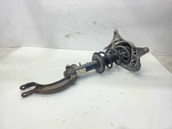 shock absorber right front AUDI A4 B8 A5 8T 8F0413030 AKTYWNY complete !!!