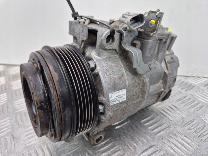 Mercedes E250 CDI W212 OM651 Compresseur Climatisateur air conditionné A0008302600