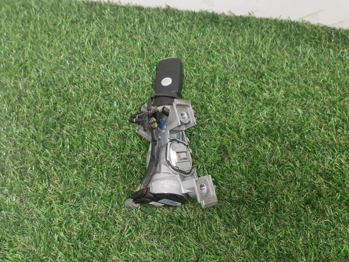 Allumage Z KLUCZYKIEM VOLKSWAGEN GOLF 5 1K0905851B