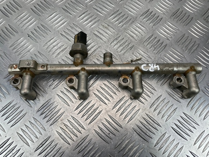 Mercedes W204 W212 M271 Schlauch Schiene Kraftstoffverteiler Einspritzleiste A2710705195