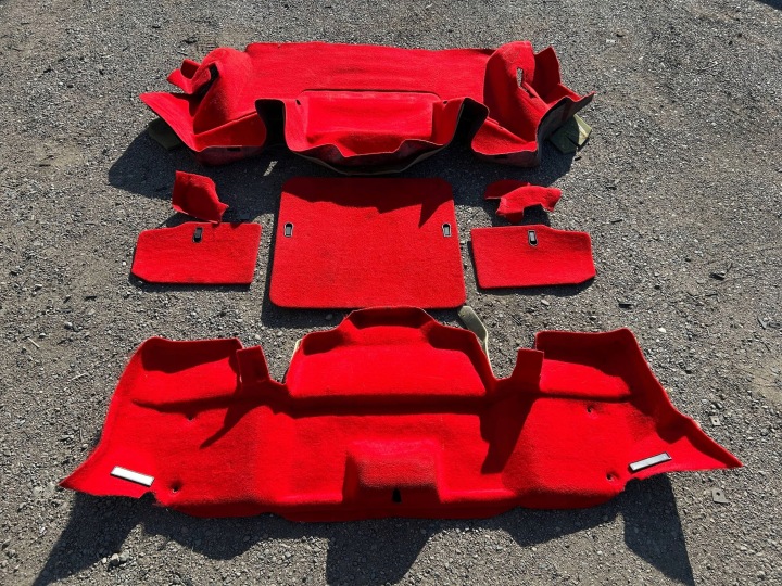 TAPPETO Rivestimento pianale pavimento pavimento tappetino tappeto tappetti PORTELLONE COFANO POSTERIORE komplet Chevrolet Corvette C5 1997
