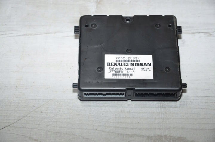 modul Bedienteil Dacia Duster II 18r