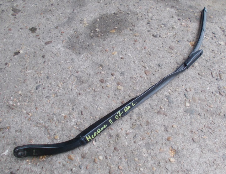 RENAULT MEGANE II CABRIO 2.0 07R wischerarm links vorne 8200417218