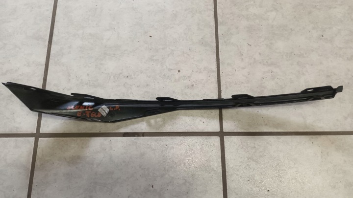 lista rács lökhárítónak az elejét bal RENAULT SCENIC E-TECH 2024R->