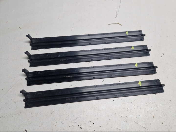 FORD MONDEO MK4 air duct air line ZALUZJE blinds air line BS71-8475-A PIA-010