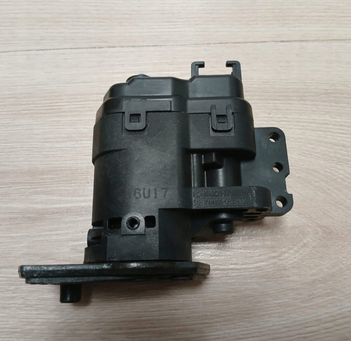 TOYOTA AVENSIS T25 LIFT Motorino SKLADANIA sinistro SPECCHIETTO RETROVISORE OE