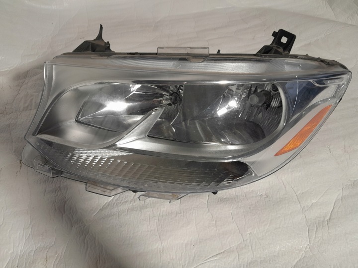MERCEDES SPRINTER 907 910 Licht links vorne USA A9109060400