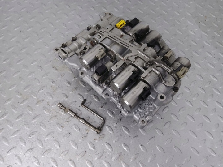 Mechatronics Volvo V60 31437012 7