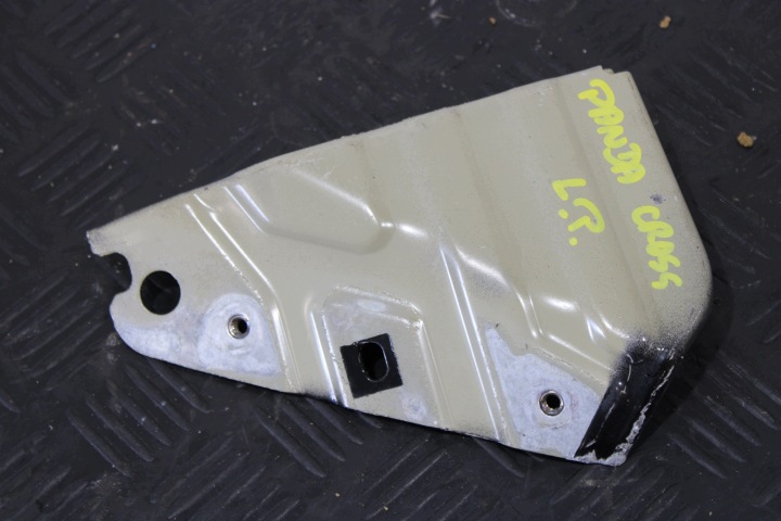 staffa parafango sinistra Anteriore FIAT PANDA CROSS III 3 1.0 BENZ
