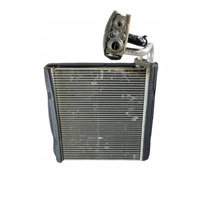 Ford Escape IV 2022 A/C air conditioning radiator 6