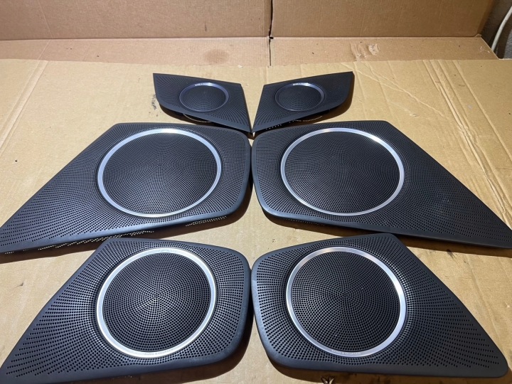 AUDI A4 B8 MASKOWNICE repráku BANG OLUFSEN KPL. SOUL