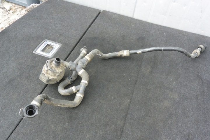 Pumpe des Wassers Schlauch des Wassers KOMPLET BMW 3-SERIA F30 330E LCI