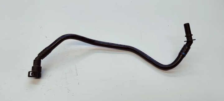 Tubazione tubo a vuoto AUDI VOLKSWAGEN SEAT SKODA 8W0611931BB