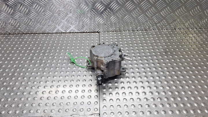 pump VACUM 03G145209 VW PASSAT B6 A3 8P GOLF V LEON II ALTEA 2.0 TDI BKP