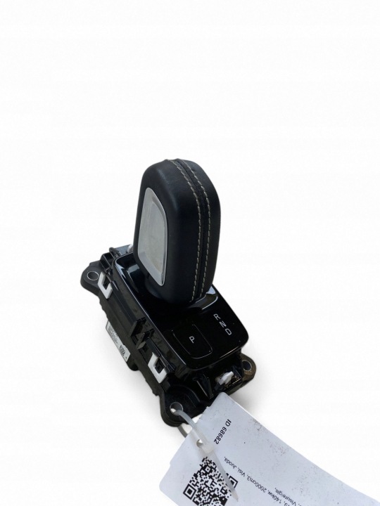 VOLVO XC40 31437335 7