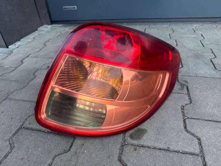 Feux phare Droite Arrière FIAT SEDICI SUZUKI SX4 EUROPA 05-09