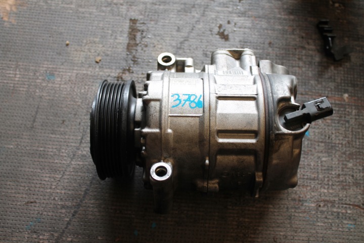 3786. Compresseur Climatisateur air conditionné VW T5 LIFT T6 7E0820803Q