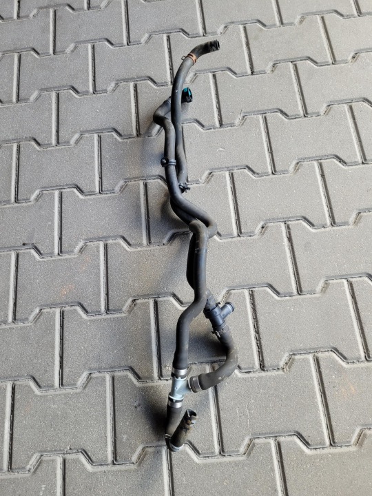 tubo Tubazione d’acqua 31368185 VOLVO XC60 II 2.0 T8 PHEV HYBRID