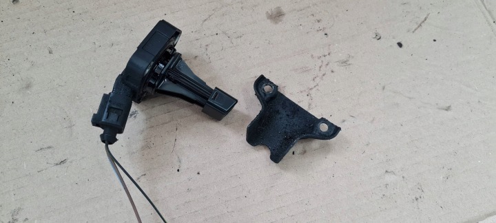 A6 C6 LIFT Sensor Schalter Niveauregelung oil Connector Contact 2.0 TDI 03C907660G A4 B8 A5 Q5 A6