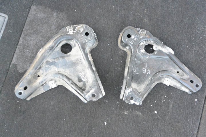 Stütze Halter rechts links PODLUZNICY BELKI MERCEDES GLS GLE W167 X167