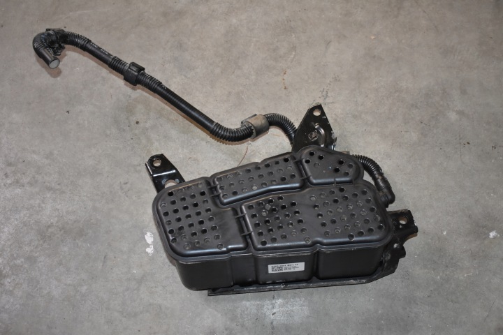 IDEALNA Filtre voiture à charbon actif PORSCHE AUDI 1
