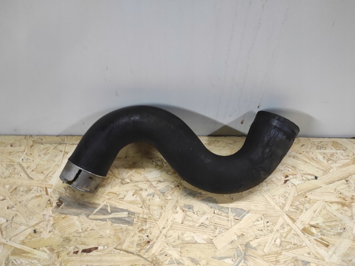wiring hose pipe tube of the intercooler VW GOLF V 1K0145832AD OE EUROPA