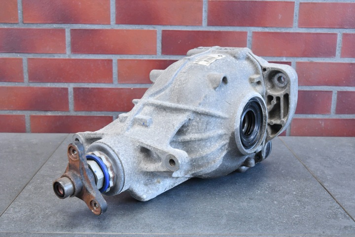 differential diff control of the rear OSI BMW 5 F07 F10 F11 7 F01 26630km 7630820