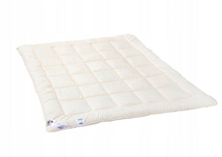 Antialergická celoroční přikrývka 200x220 Mikrofibra ekri
