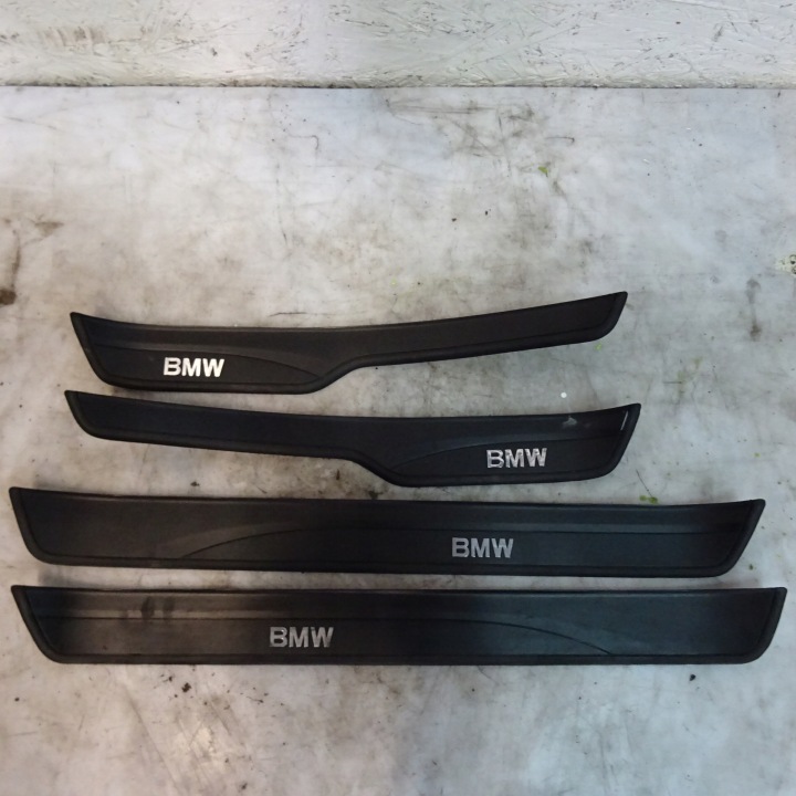 BMW 320 390 berlina modanatura MINIGONNE 514773060279