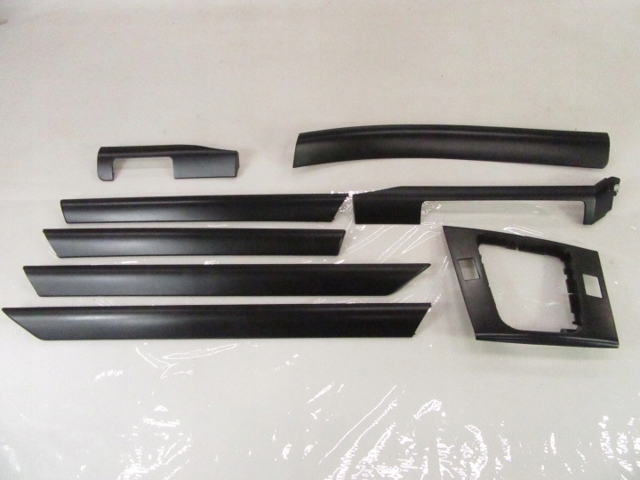 Dekory mouldings ozdobne BMW E46 sedan Kombi Komplet Europa black Mat metalik