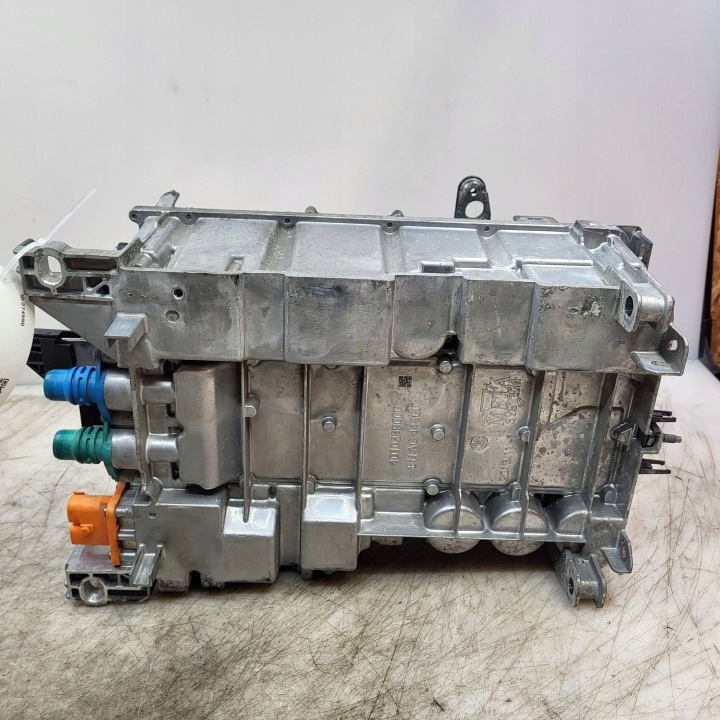 2021 Peugeot 2008 II Invertteri/jännitemuunnin 9842958180 8