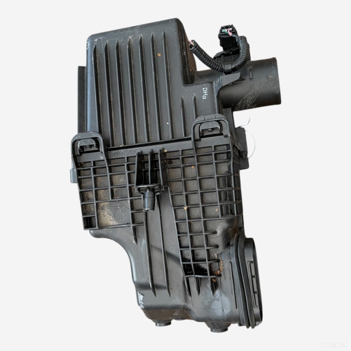 cover of a filter, air TOYOTA C-HR II 2024 ROK