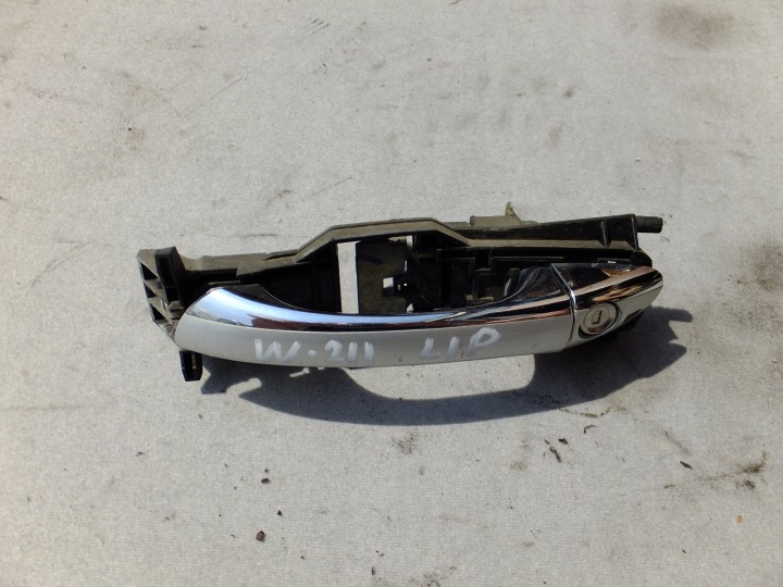 Insert Poignée Gauche Avant mercedes w211 2004r