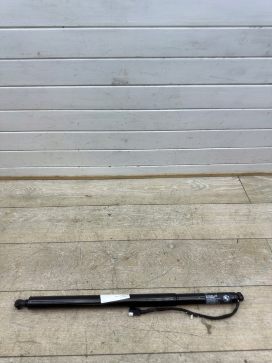 links Dämpfer heckklappe Kofferraum BMW X3 (F25) 18202210 2.0L diesel 120kW 2014