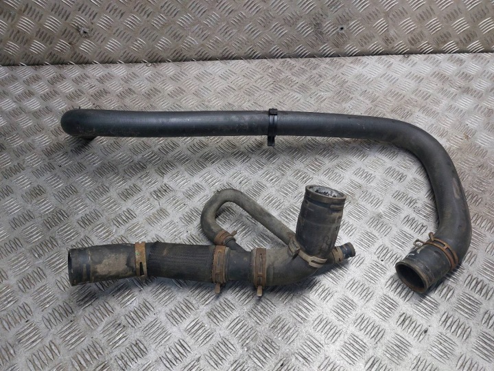 MAGISTRALA Schlauch rohr des Wassers RAM 1500 5.7 HEMI 55056772AB 68275448AA