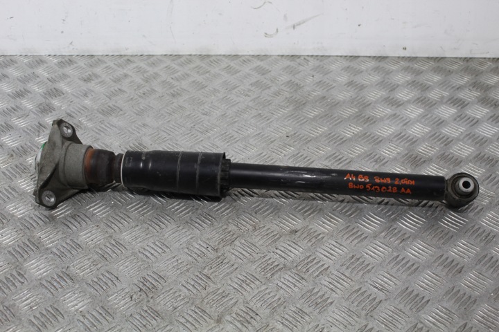 stoßdämpfer heck AUDI A4 B9 8W0 8W9 8W0513028AA