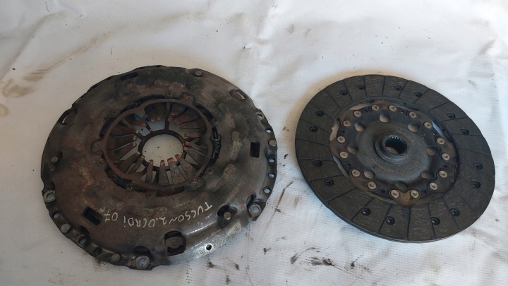 HYUNDAI TUCSON and SPORTAGE II 2.0 CRDI 04-10 140 KM clutch disc pressure plate