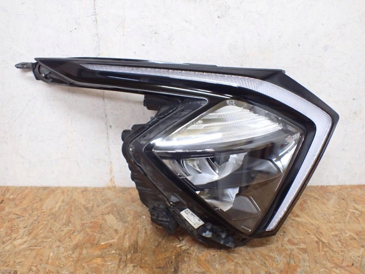 Feux phare Droit Droite FULL LED KIA SPORTAGE 5 V NQ5 2021-2024R 92102-R2000