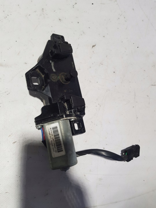 lock bonnet BMW E61 US7129931 489051060