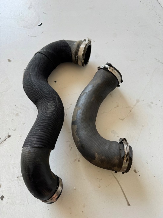 pipe wiring AUDI A4 B8 1.8 TFSI 2 sztuki komplet