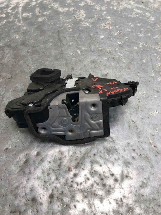 de la Serrure Portière Gauche Avant VW TIGUAN III 571837015