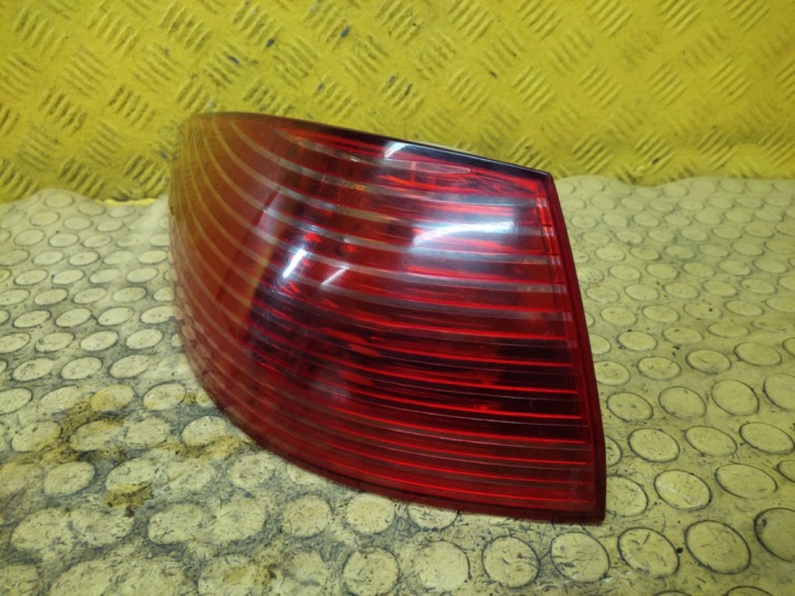 PEUGEOT 607 Licht links heck